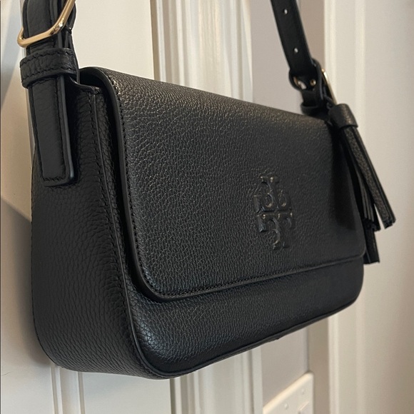 NWOT Tory Burch Thea Tassel Shoulder Bag - Picture 3 of 9